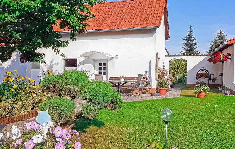 Ferienhaus für 3 Personen, mit Terrasse und Garten in Ueckermünde