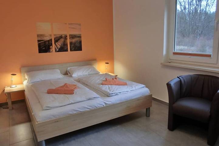 Ferienwohnung für 4 Personen, mit Sauna und Balkon in Gelbensande - 2