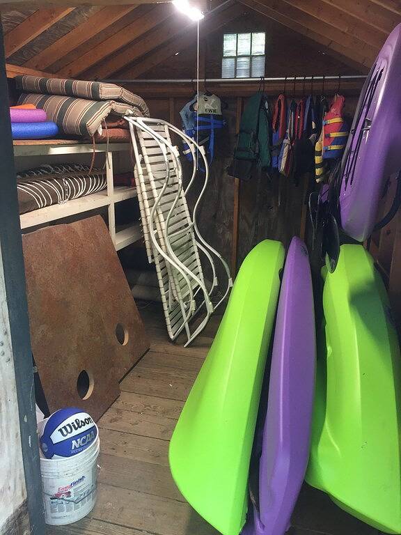 Retreat am See, neues Bootshaus, Pavillon auf tiefem Wasser in Mayhew, Lake Norman