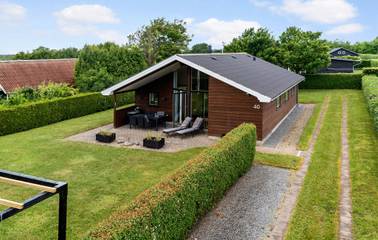Ferienhaus für 8 Personen, mit Terrasse und Whirlpool sowie Sauna in Råde Strand