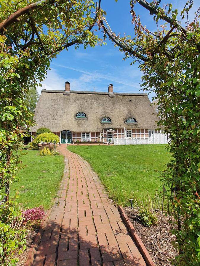 Haus am Fluß in Oberndorf-Oste, Cuxland