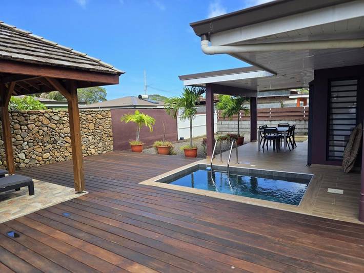 Location de vacances pour 4 personnes, avec piscine et jardin dans Papara - 2