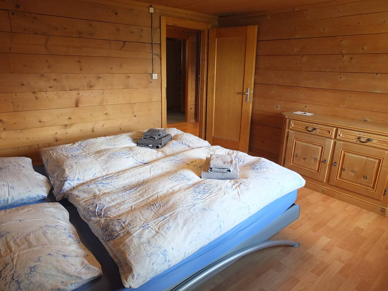 Ganze Ferienwohnung, Ferienwohnung Canossa, Brigels - 3 Zimmer Ferienwohnung für max. 4 Pers. in Brigels, Alpenarena