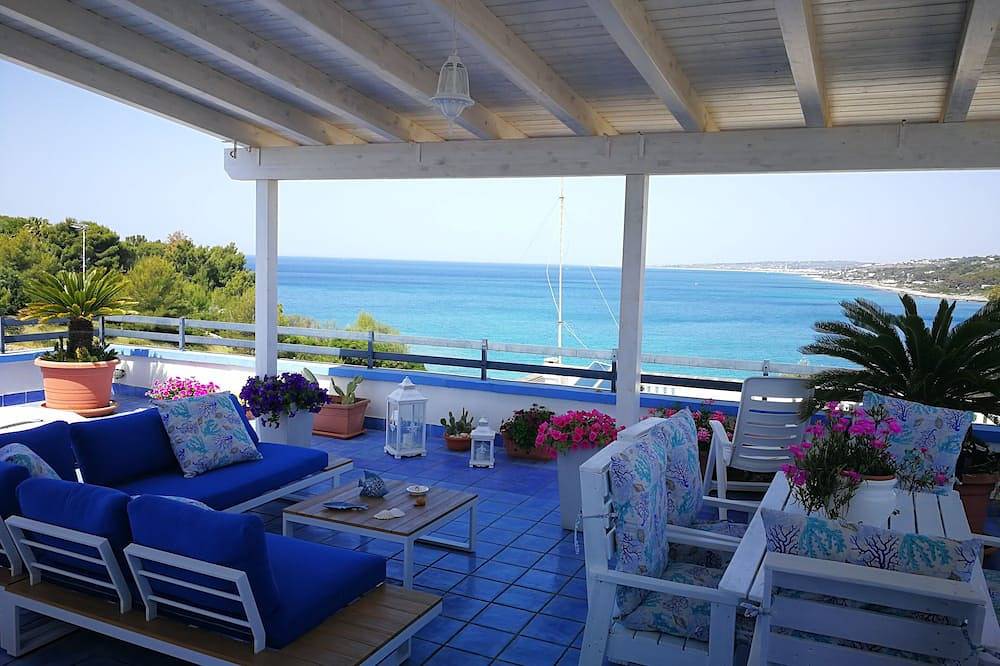 Entire apartment, Blue Bay House in Marina di San Gregorio, Patù