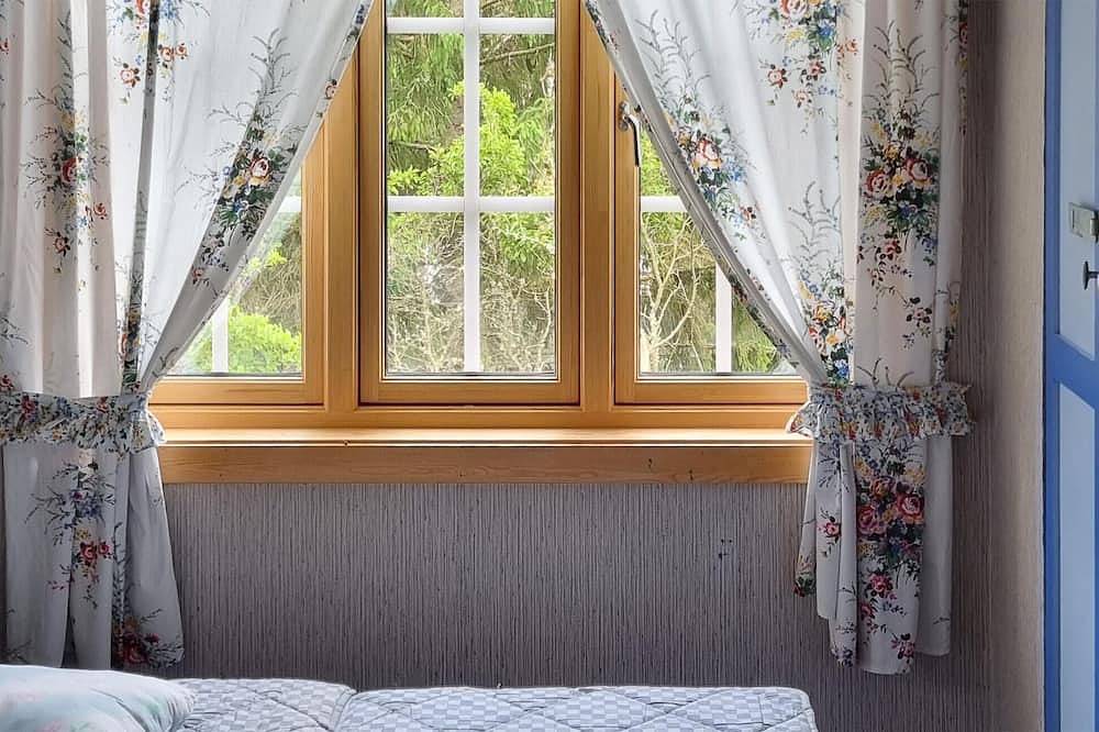 3 bedroom stunning home in Brekkestø in Lillesand 