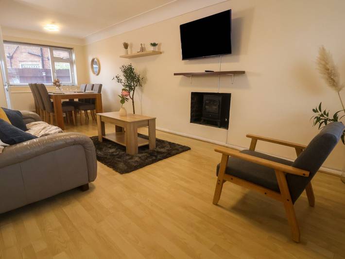 Gîte pour 5 personnes, avec jardin à Chester - 4