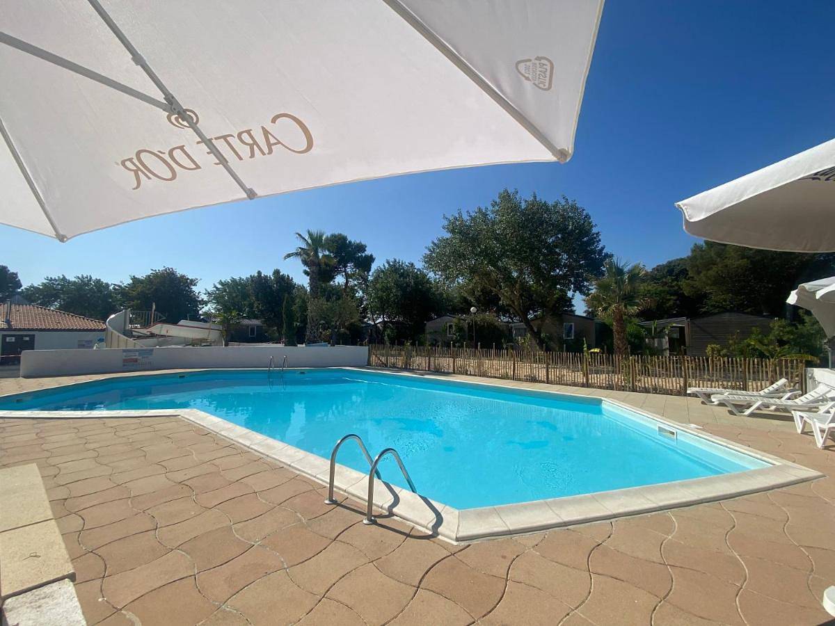 Two-Bedroom Chalet in Angoulins, Région de La Rochelle