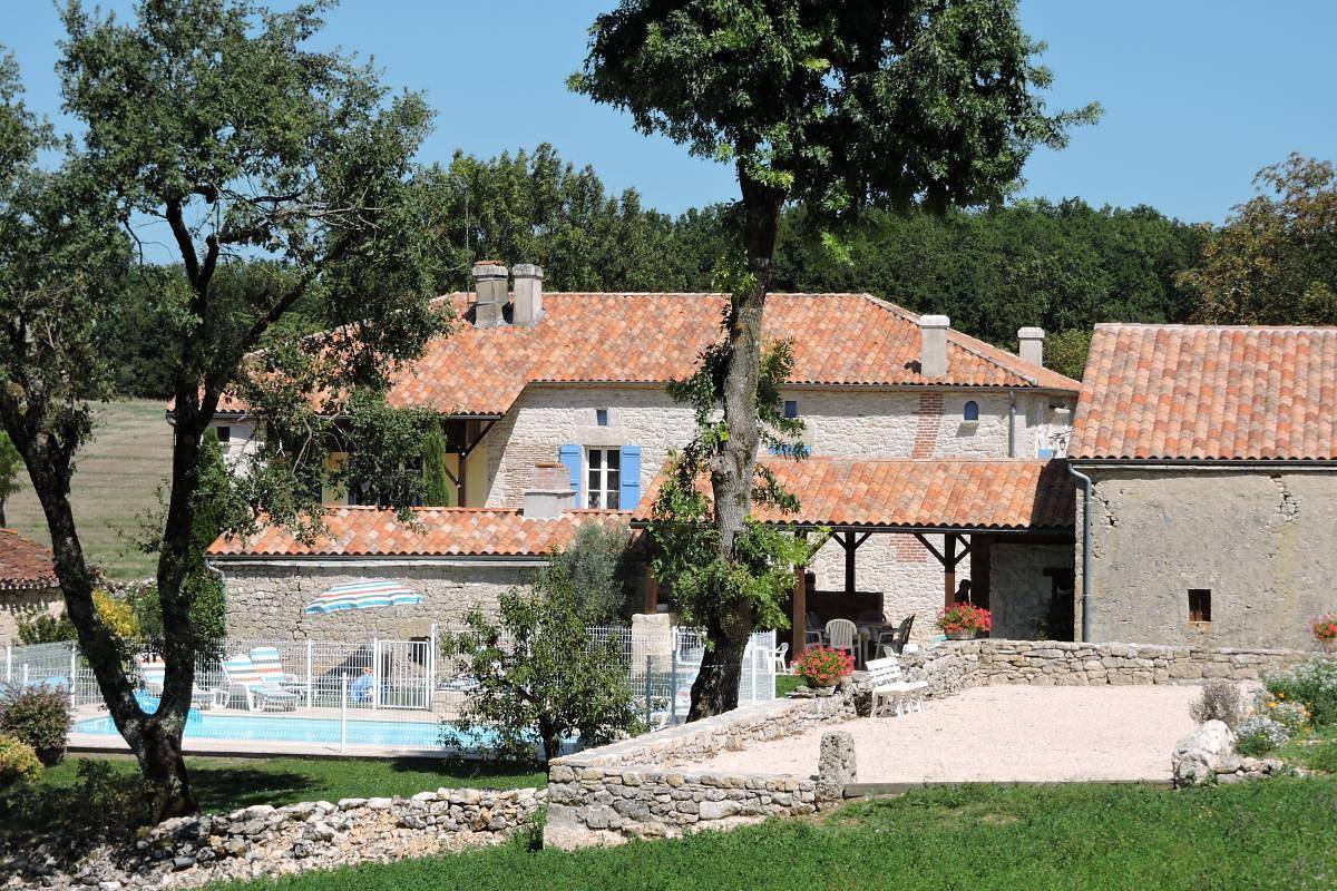Gîte voor 8 personen met zwembad in Mauroux, Lot