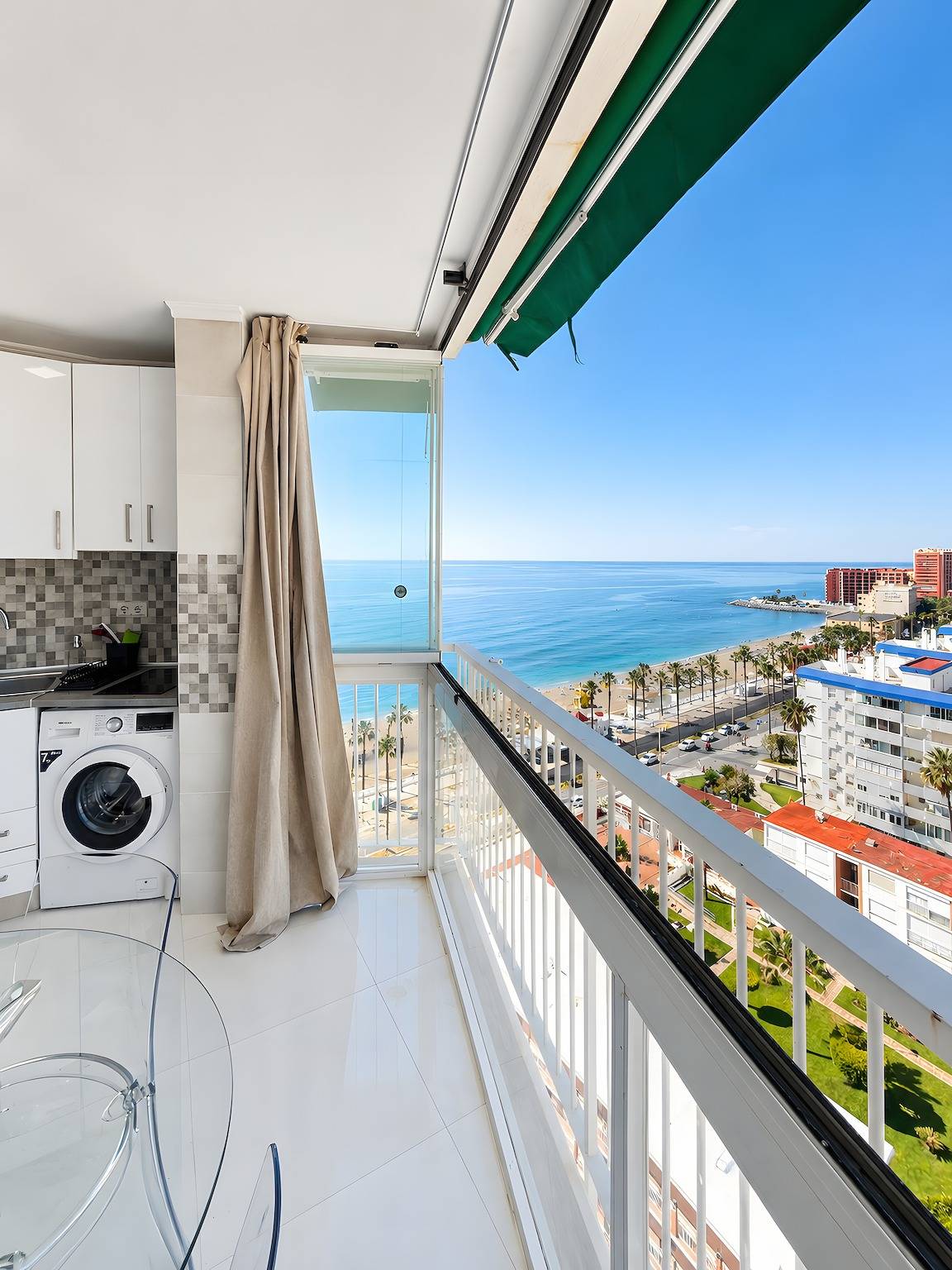 Aan het strand, 12e verdieping met prachtig uitzicht, Maite 2, Benalmádena in Benalmádena Costa, Benalmádena