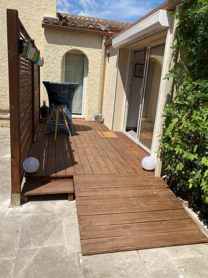Appartement entier, One-Bedroom Apartment in Istres, Côte méditerranéenne (France)
