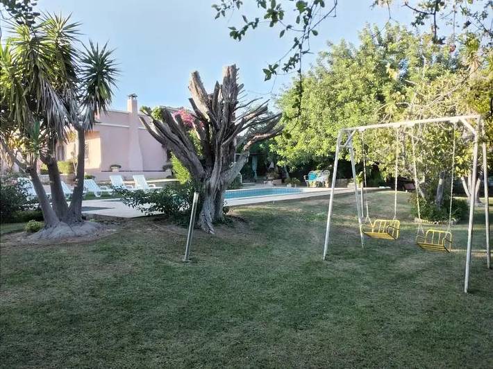Location de vacances pour 6 personnes, avec piscine et jardin à Faro - 2