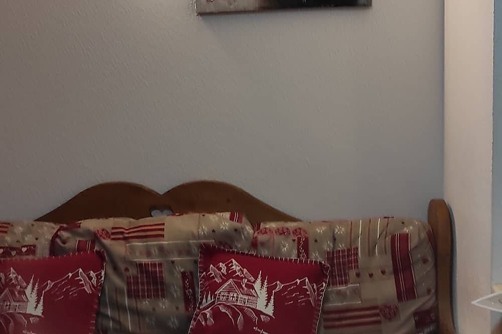 Entire apartment, Norma App In Front Of The Slopes At The Foot Of The Village<br><br><br> in La Norma, Villarodin-Bourget