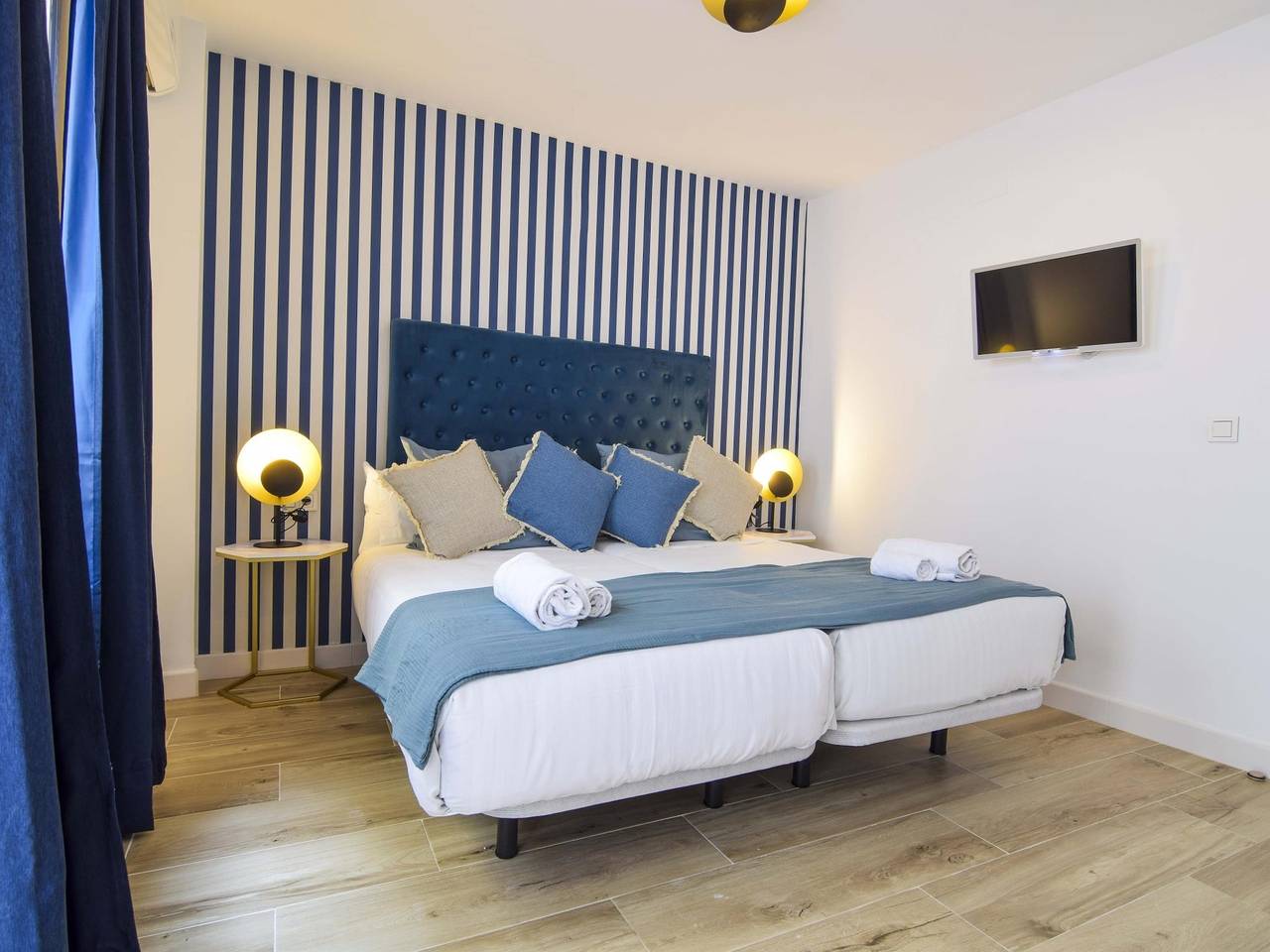 Apartamento vacacional entero, Letmalaga Square Merced B in Málaga Centro, Málaga