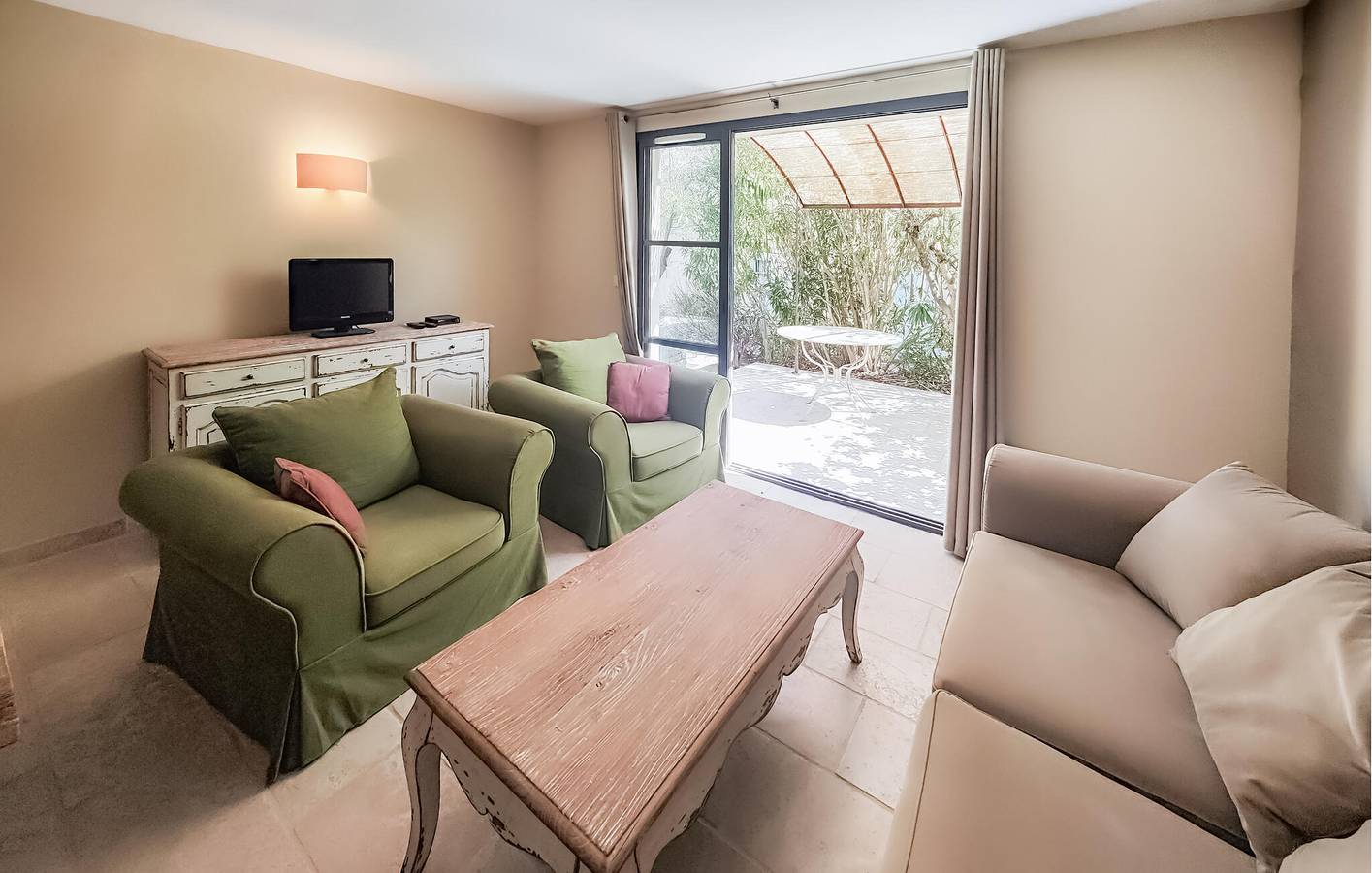 Appartement confortable avec jardin et parking près de Tournissan in Saint-Laurent-de-la-Cabrerisse, Région de Narbonne