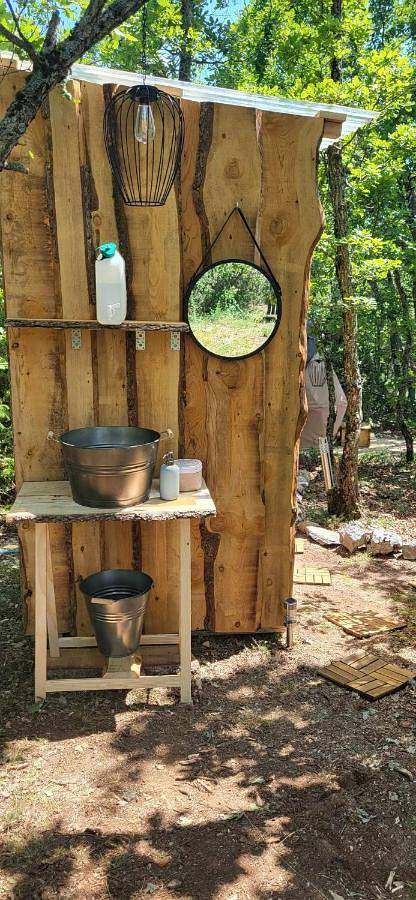 Tente pour 2 personnes, avec vue ainsi que piscine et jardin dans le Vaucluse - 4