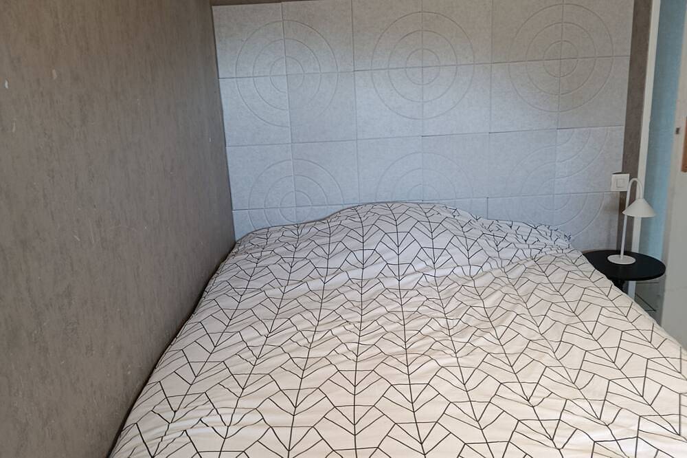 Apartamento entero, Bright T5 for vacations or work with private parking space. in Port-de-Bouc, Istres region