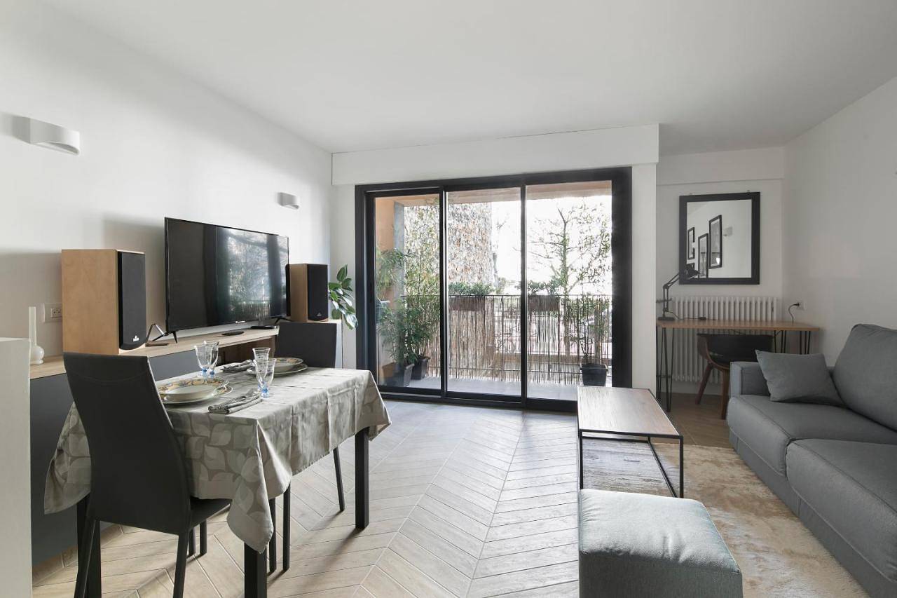 Appartement entier, Loft 52m²+parking à 15 min de Paris centre in Les Lilas, Seine-Saint-Denis