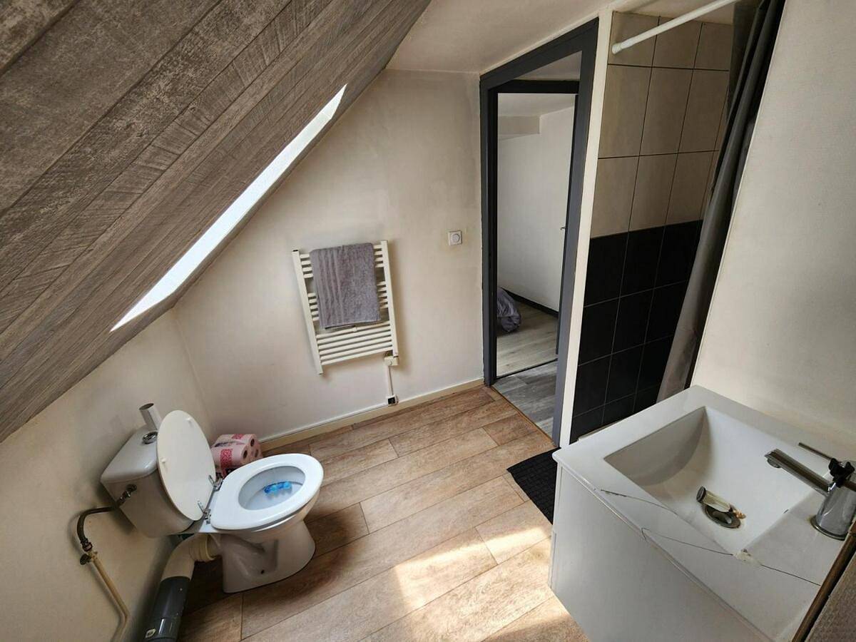 Appartement entier, Two-Bedroom Apartment in Gray, Haute-Saône
