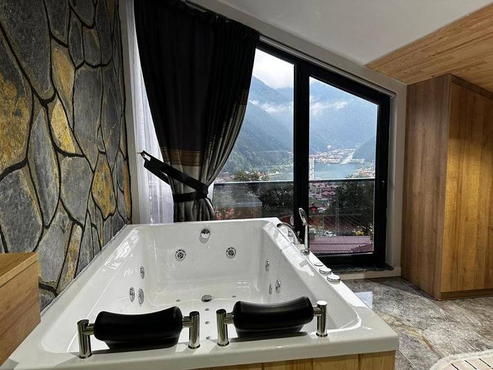 Ferienwohnung für 4 Personen, mit Ausblick und Terrasse sowie Seeblick - 1