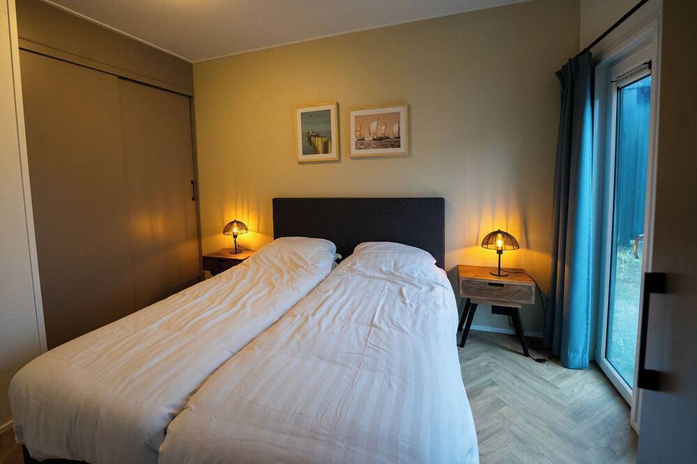 Chalet mit 2 Schlafzimmern und einer Geschirrspülmaschine in Eijerland, Westfriesische Inseln