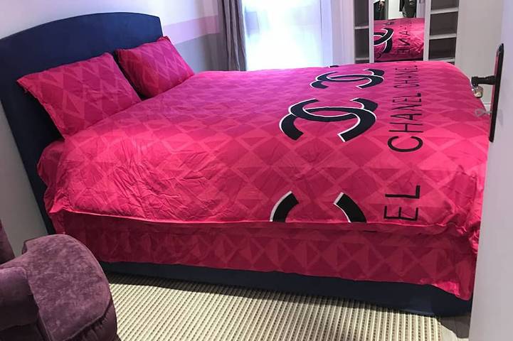 Gîte pour 5 personnes, avec jardin ainsi que piscine et sauna à Nanterre - 4