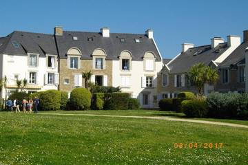 Gîte pour 4 personnes, avec piscine dans Plage du Fogeo
