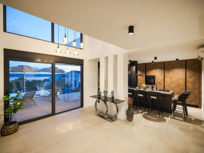 Ferienhaus für 10 Personen, mit Balkon in Maslenica - 4