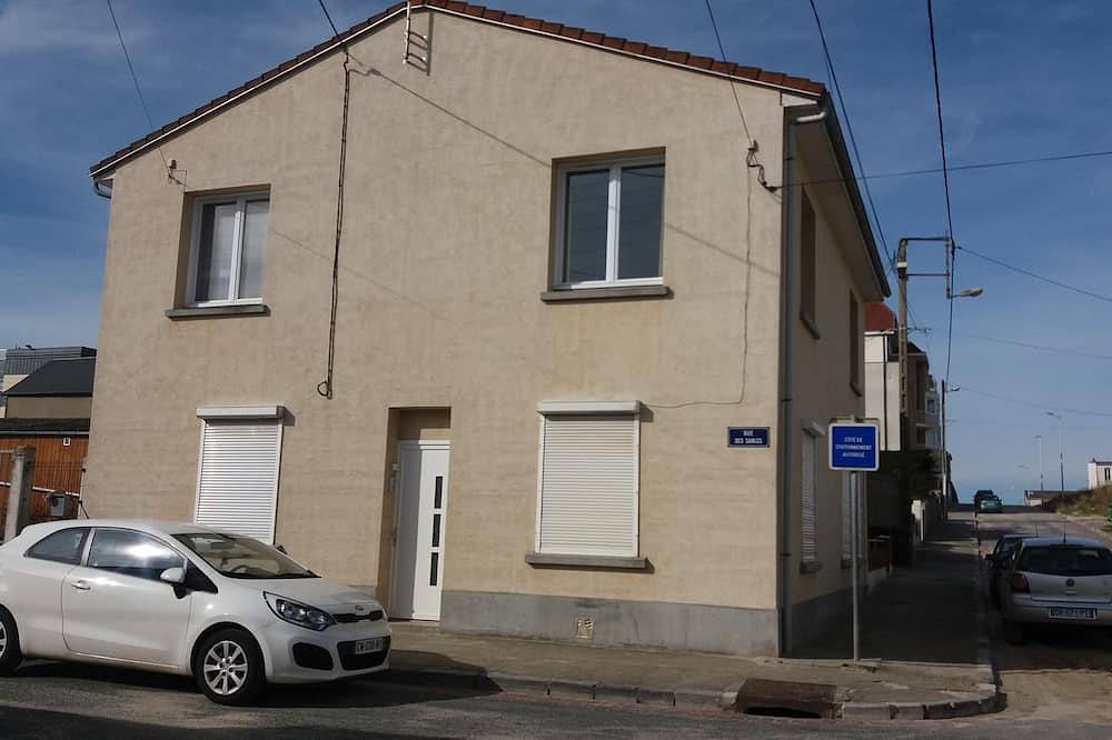 Entire apartment, At the foot of the dunes!50M From The Beach T2 Cozy, Comfort Very Well Located in Berck Plage, Berck
