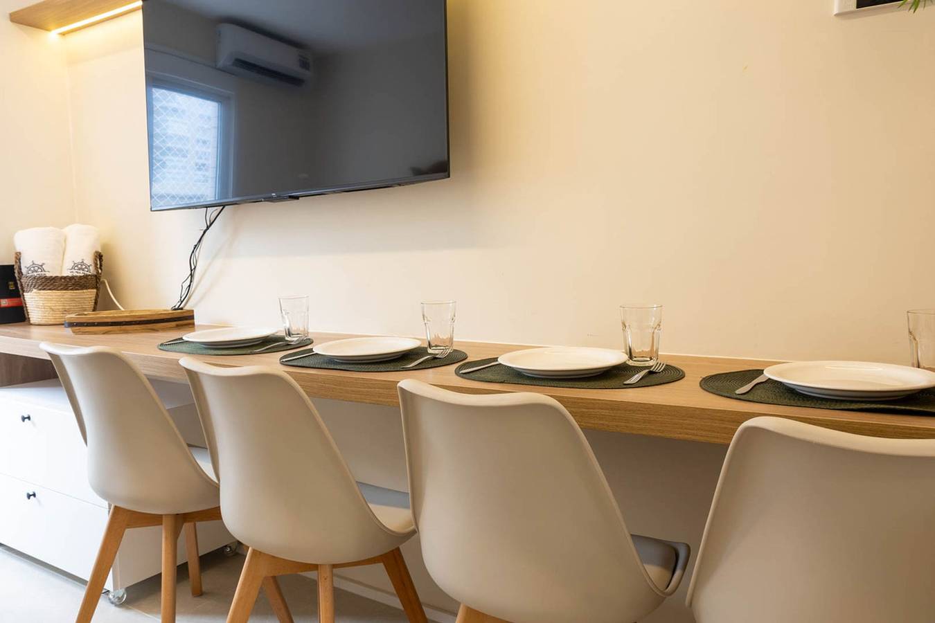 Ganze Wohnung, Confortável Apartamento com Wi-Fi, pé na areia in Santos, Baixada Santista