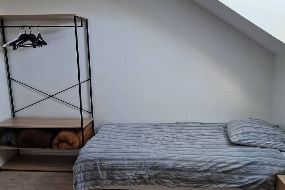 Jolie maison en pierre entièrement rénovée 15A in Saint-Berthevin, Mayenne