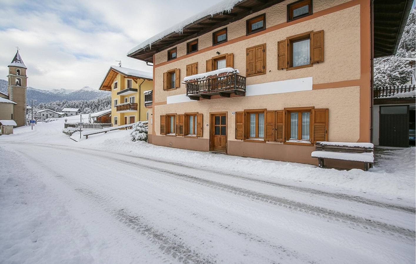 Appartamento intero, Accogliente appartamento con WiFi e parcheggio vicino a Canal San Bovo in Canal San Bovo, Dolomiti di Fiemme