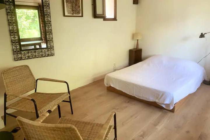 Gîte pour 2 personnes, avec balcon et jardin ainsi que vue et piscine à Piégros-la-Clastre - 4