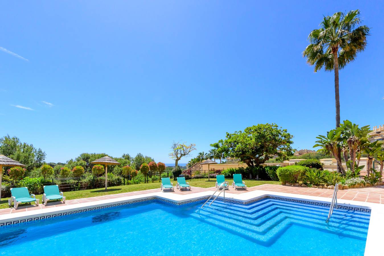 Entire apartment, Elviria Hills Penthouse – Idyllic Golf & Sea View Oasis in Marbella in Marbella East, Marbella