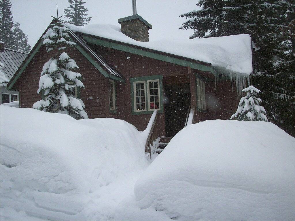 Log Cabin for 2 People in Government Camp, Mount Hood