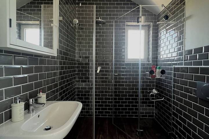 Lakeview Home in Tihany with Hot Tub in Tihany, Balatonfüredi járás