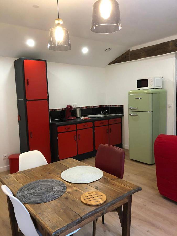 Gîte pour 4 personnes, avec Terrasse ainsi que Jardin et Vue à Sainte-Hermine