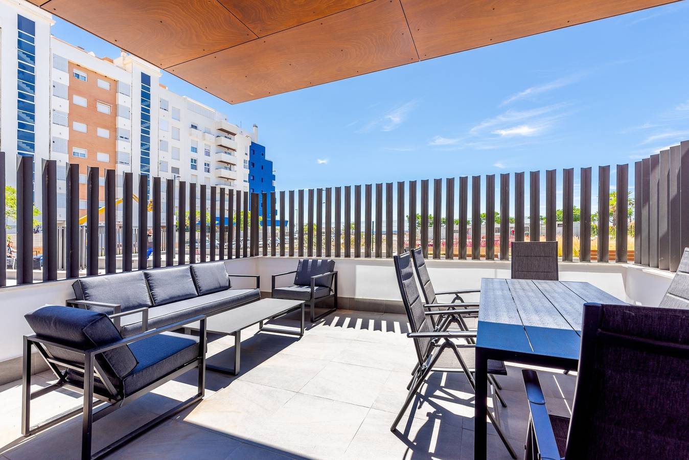Geheel appartement, Adhara 034 – Vakantieappartement direct aan het strand in Torre del Mar, Costa del Sol