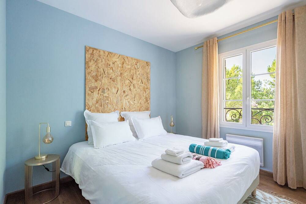 Villa Sun 7, new at Crillon-le-Brave in Crillon-le-Brave, Parc naturel régional du Mont-Ventoux