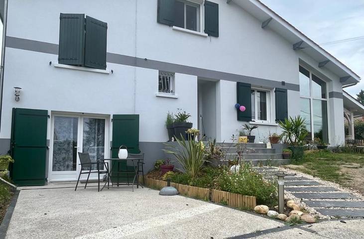 Location de vacances pour 2 personnes, avec terrasse à Créon (Gironde) - 2