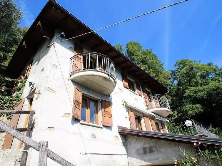 Haus 6 Personen in Dongo, Comer See