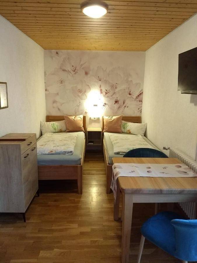 Appartement de vacances entier, Small Twin Room in Schwanau, Forêt-Noire centrale