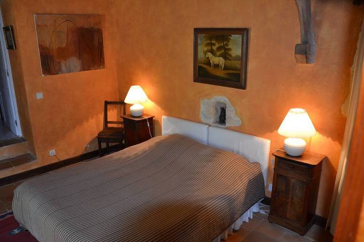 Location de vacances pour 9 personnes, avec piscine à Saint-Maime-de-Péreyrol - 4