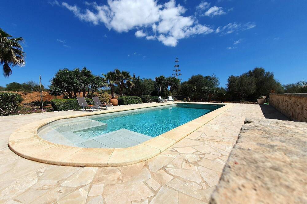 Finca für 7 Personen in Es Llombards, Santanyí