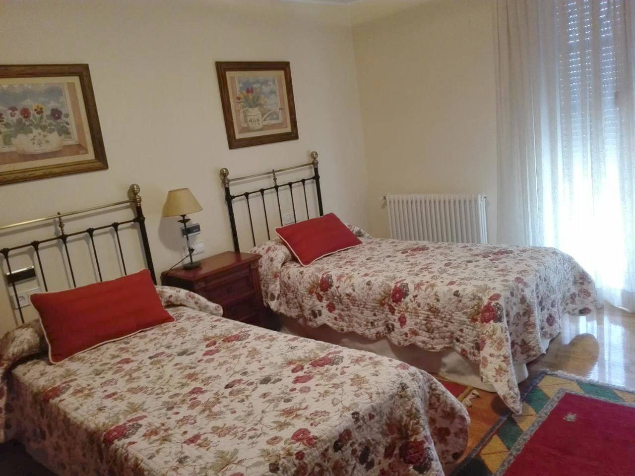 Standard Twin Room with Shared Bathroom in Cambados, Rias Baixas