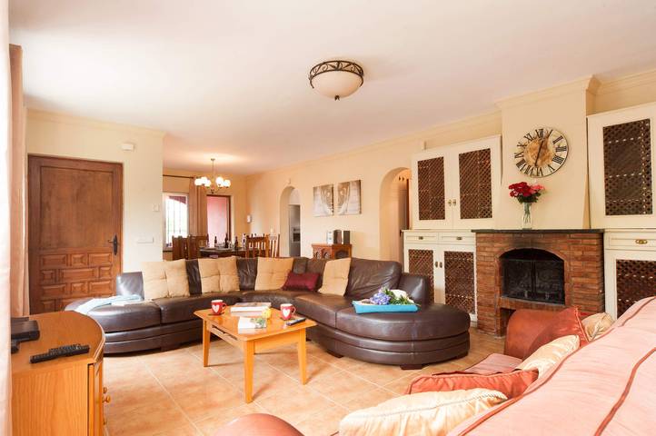 Casa rural para 8 personas, con jardín en San Pedro Alcántara - 4