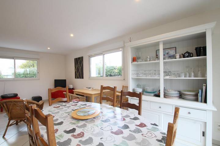 Gîte pour 6 personnes, avec jardin et terrasse à Isigny-le-Buat - 4