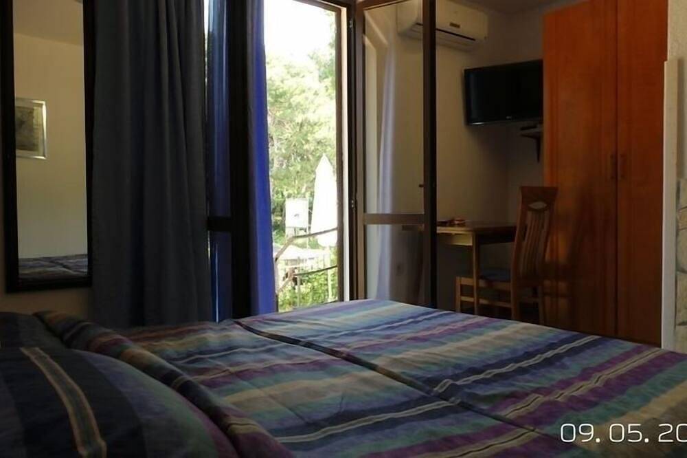 Room 81-6 for 2 Pers. in Rovinj in Borik, Rovinj en omgeving