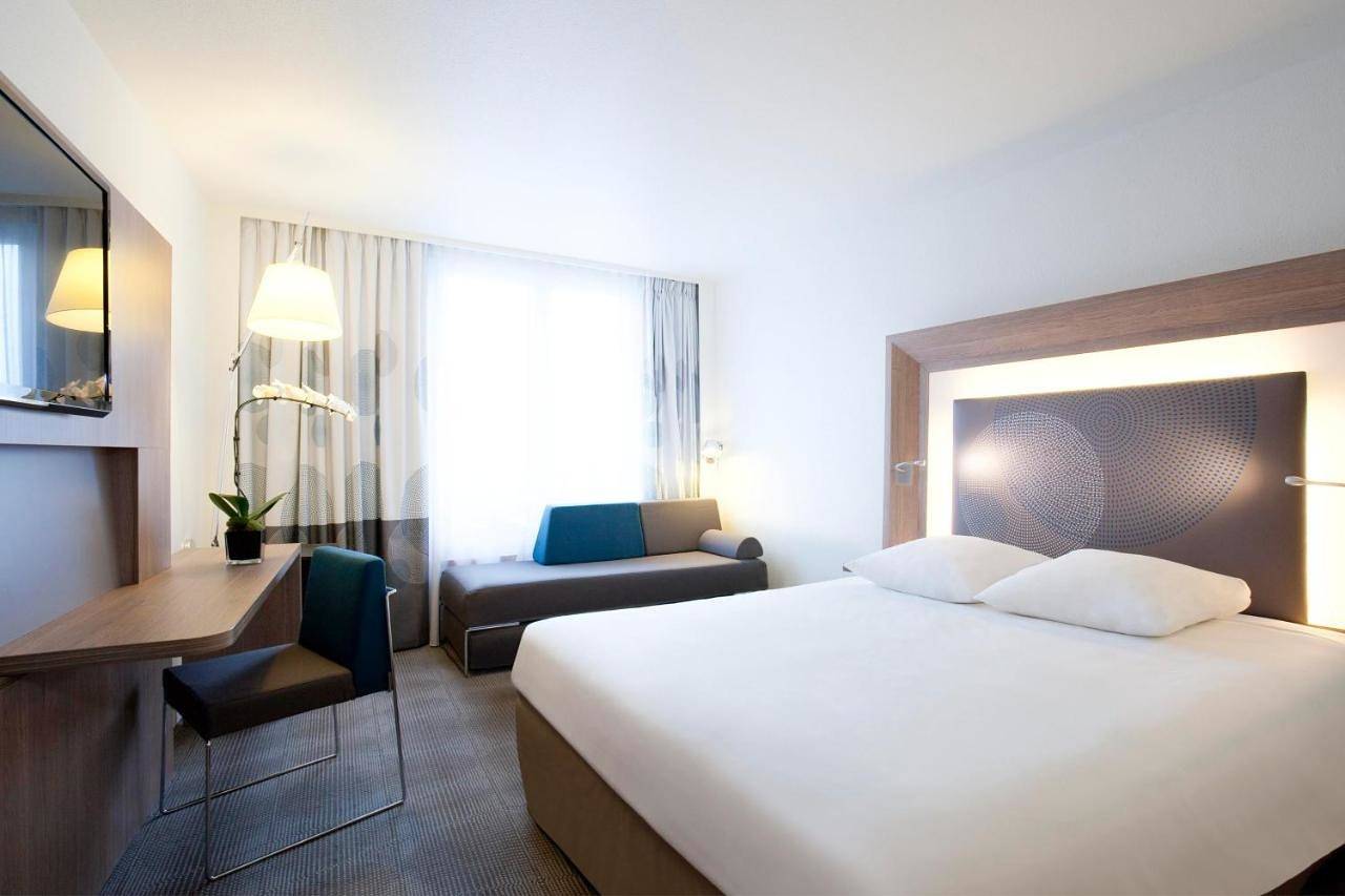 Hôtel pour 3 personnes avec piscine in Paris 12e Arrondissement, Paris