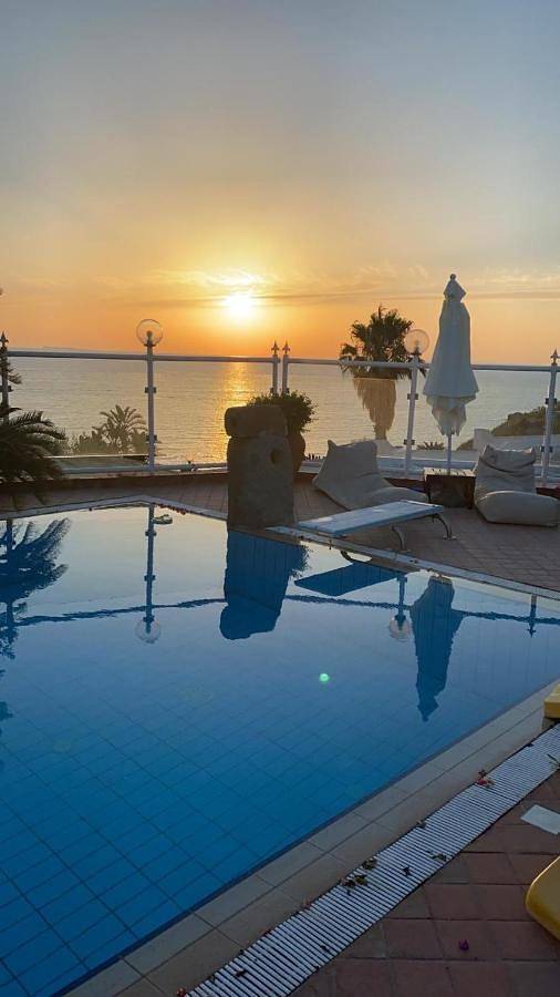 Villa per 10 persone, con piscina e giardino nonché panorama in Forio