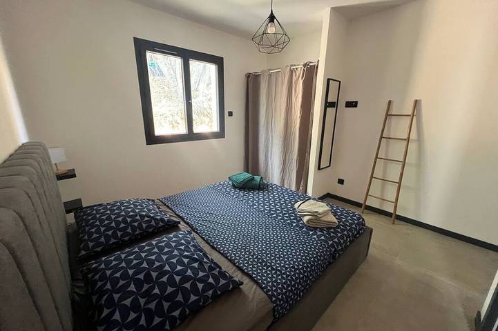 Location de vacances pour 15 personnes, avec jardin à Bastelicaccia - 3